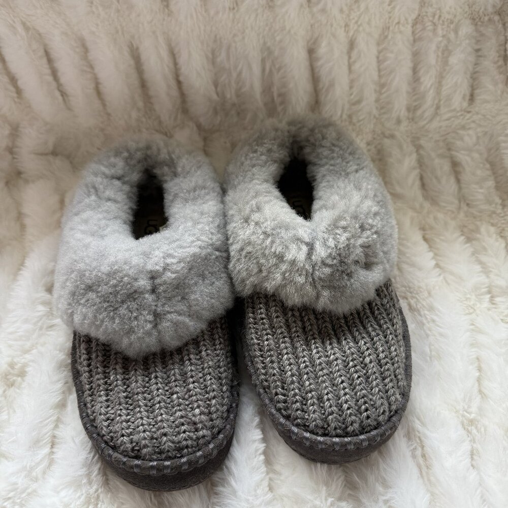 UGG Heather Gray Knit Ankle Slippers: Lamb Shearling, Women's Size 5 (36 EU)